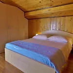 By The Sea - Donja, Rab - 4954 Apartman Supetarska Draga