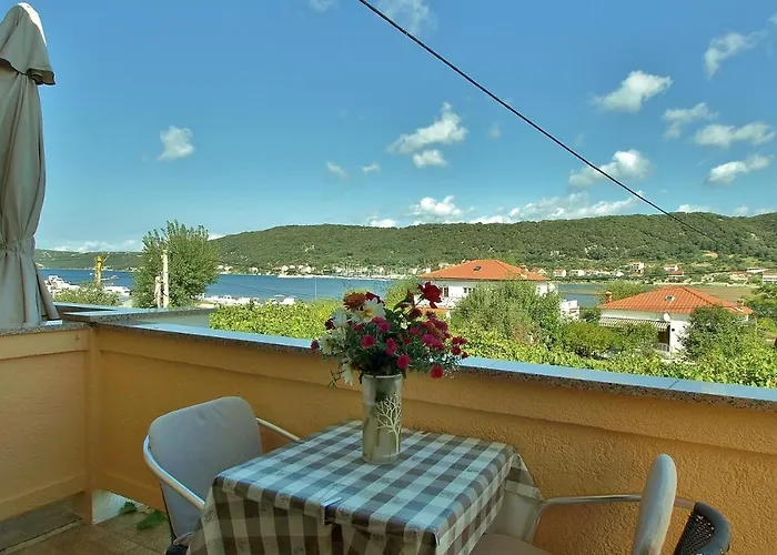 By The Sea - Donja, Rab - 4954 Apartman Supetarska Draga